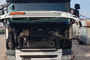 Camion SCANIA 440  cambio manuale