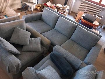 DIVANO TRE POSTI E DUE POLTRONE