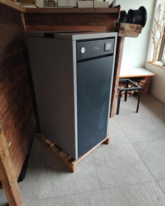 caldaia a pellet 24 kw