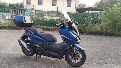 Honda Forza 350 ABS - De Luxe