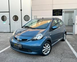 Toyota Aygo 1.0 12V VVT-i 5 porte SOUND