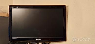 TV Samsung 22'