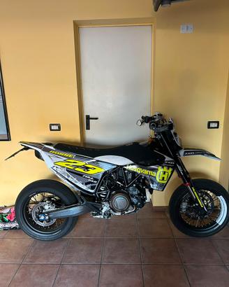 husqvarna 701 2022 depo SOLO libretto