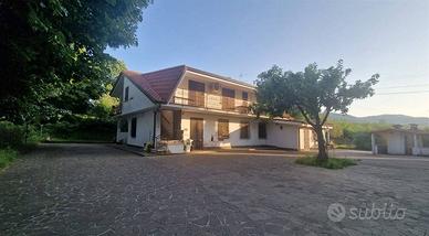 Appartamento di 140 m² con 5 locali a San Cesareo