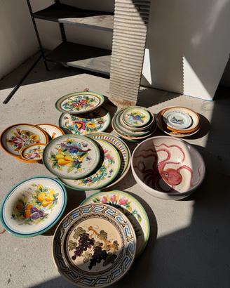 Lotto ceramiche da collezione dipinte a mano