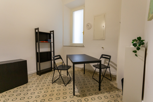 Stanza uso ufficio in studio professionale