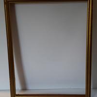 Cornice per quadri in legno interno rosso