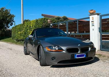 Bmw z4 (e85) - 2004