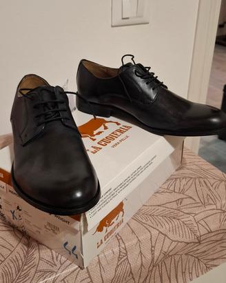 Scarpe nere in pelle + cintura nera in pelle