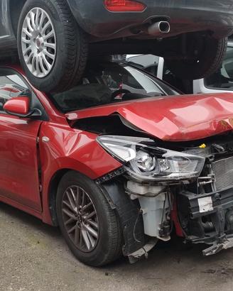 Pezzi di ricambio kia rio 4a serie anno 2021