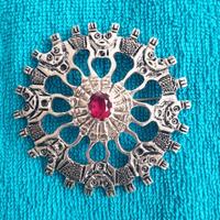 spilla etnica vintage