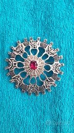 spilla etnica vintage