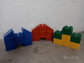 Confezione di Lego grandi
