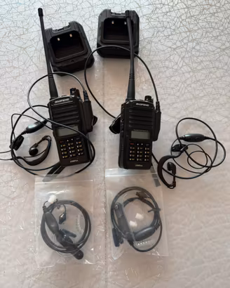 Coppia Walkie Talkie Baofeng UV9RPlus