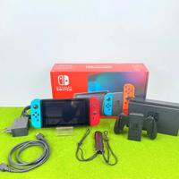 Nintendo Switch + Custodia + 2 Giochi