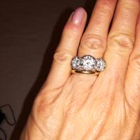 anello Trilogy argento e zirconi 