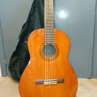 chitarra acustica 