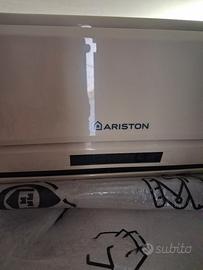 Condizionatore Ariston 9000btu