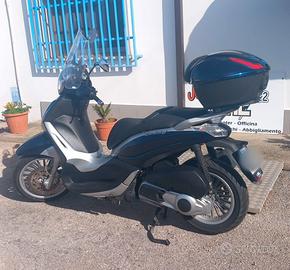 Piaggio Beverly 300 i.e.