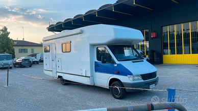 Camper Mansardato