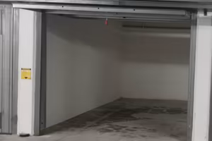 Garage auto box magazzino cantina deposito 15mq