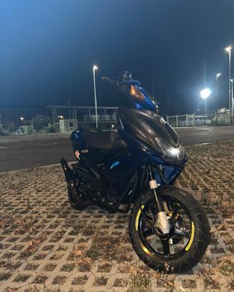 Yamaha aerox (Mbk nitro )70 cc