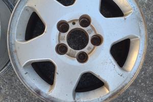 cerchi in lega da 15" per Opel 