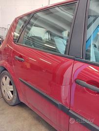Porta post dx RENAULT MEGANE SCENIC 2005
