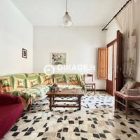 Teulada - Ampio quadrivano in centro