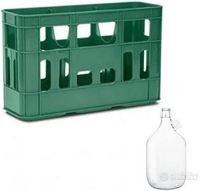 Cassa plastica rossa con dame di vetro 5 lt usate