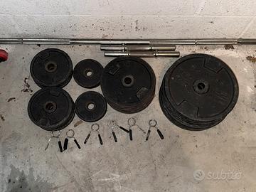 Kit Manubri e Bilanciere 93 kg di Decathlon