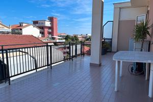 Attico arredato Pescara centro