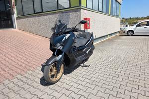 Yamaha X-Max 300 Tech Max