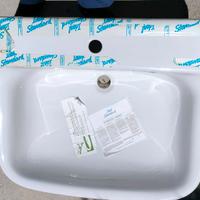 Lavabo bianco modello conca semi incasso