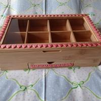 Scatola ARTIGIANALE in legno, porta tisane