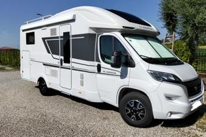 Camper Adria Matrix 650 omolpgato 5 posti viaggio