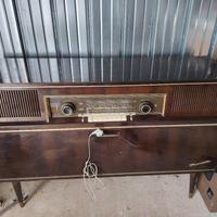 radio mobile grunging anni 70