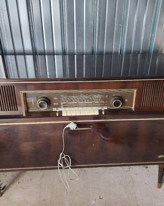 radio mobile grunging anni 70