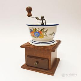 Macinino da caffè in legno con ciotola in ceramica