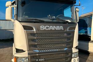 Scania R490