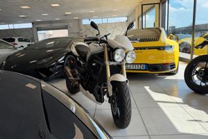Triumph Speed Triple 675