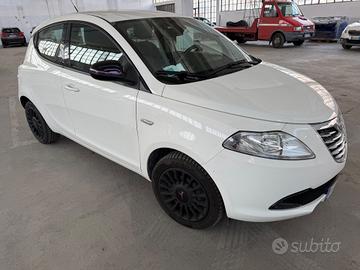 Lancia Ypsilon 1.2 69 CV 5 porte S&S Elefantino km