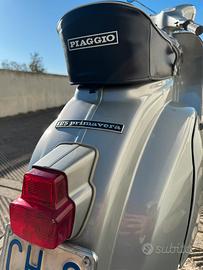 Vespa 125 Primavera 1976 FMI