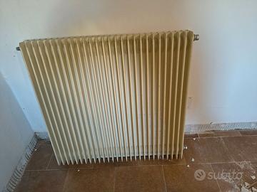Termosifone acciaio vintage