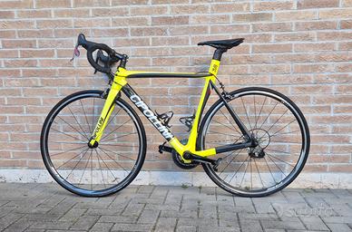 Bici di strada in carbonio 