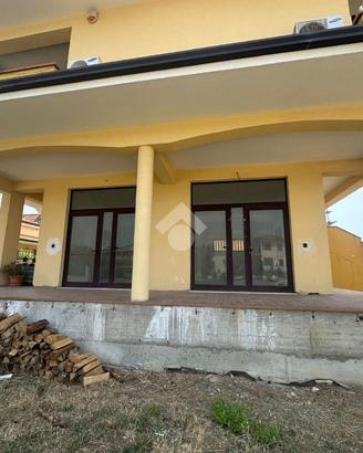 MULTILOCALE A VILLAPIANA