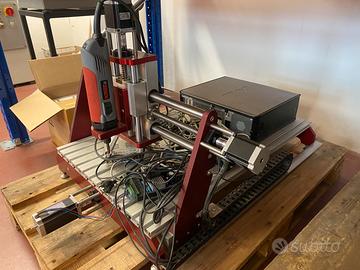 Cnc 3 assi legno con PC e controllore