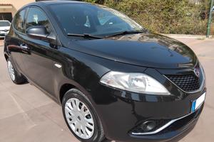 LANCIA YPSLON 1.2 GOLD CON GARANZIA