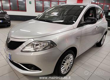 Lancia Ypsilon 1.2 69cv 5p Gold