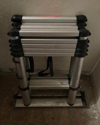 scala telescopica in alluminio, marca TELESTEPS